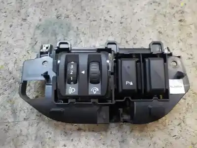 Автозапчастина б/у ЕЛЕКТРОННИЙ МОДУЛЬ для RENAULT CLIO IV (BH_)  Посилання на OEM IAM 251900567R  