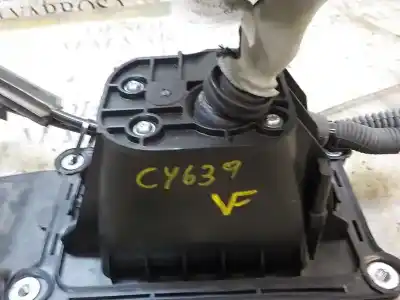 Second-hand car spare part gear lever for renault clio iv technofeel oem iam references 349016019r  