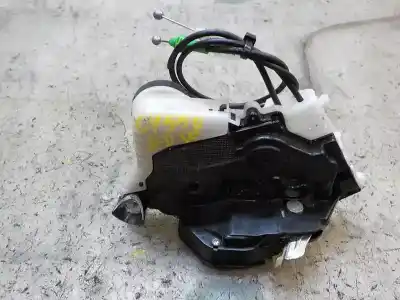 Автозапчастина б/у замок передній праві двері для toyota yaris (ksp9/scp9/nlp9) 1.4 turbodiesel cat посилання на oem iam 690300d140  