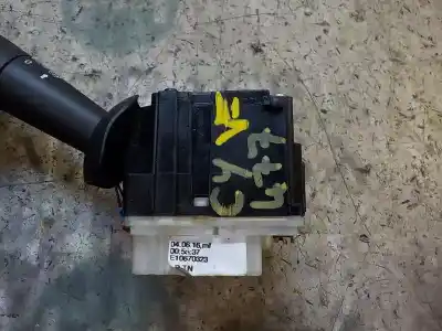 Pezzo di ricambio per auto di seconda mano comando pulito per renault clio iv 0.9 riferimenti oem iam 8201168016  