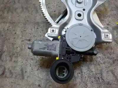 Автозапчасти б/у регулятор стекла переднего правого за toyota auris (_e15_) 2.0 d-4d (ade150_) ссылки oem iam 6981002320  