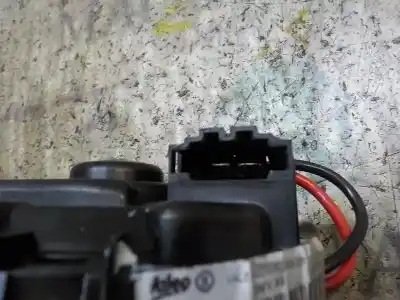 Peça sobressalente para automóvel em segunda mão motor de sofagem por peugeot 208 access referências oem iam 1608182080  