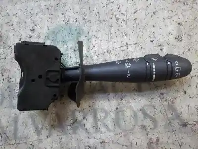 Peça sobressalente para automóvel em segunda mão comutador de limpa vidros por renault clio ii fase ii (b/cb0) 1.2 16v referências oem iam 