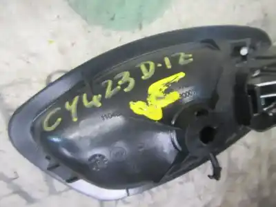 Pezzo di ricambio per auto di seconda mano maniglia interna anteriore sinistra per renault megane iii berlina 5 p 1.5 dci diesel fap riferimenti oem iam 826733790r  