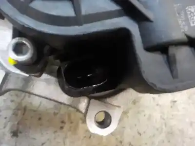 Автозапчастина б/у задній правий гальмівний супорт для seat leon st (5f8) 1.6 tdi посилання на oem iam 8v0615424d  5q0615406db