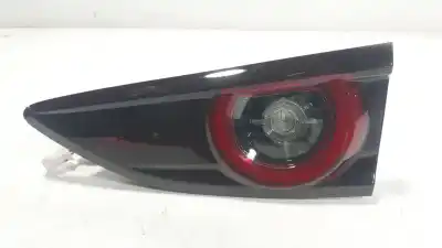 Peça sobressalente para automóvel em segunda mão farolim interior traseiro direito por mazda 3 fastback (bp) 2.0 skyactiv-g m hybrid referências oem iam bglb513f0