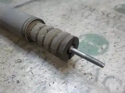 Peça sobressalente para automóvel em segunda mão amortecedor traseiro esquerdo por renault clio iii 1.5 dci diesel referências oem iam   