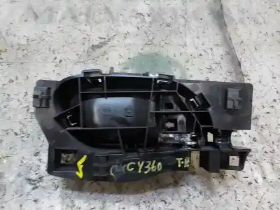 Pezzo di ricambio per auto di seconda mano maniglia interna posteriore sinistra per peugeot 208 active riferimenti oem iam 9143t8  