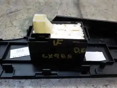 Second-hand car spare part right front power window switch for toyota auris 1.8 16v (híbrido) oem iam references 8481002140  