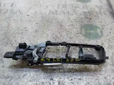 Pièce détachée automobile d'occasion poignée intérieure avant droite pour volkswagen polo (9n3) 1.4 tdi dpf références oem iam   