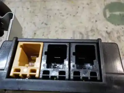 Second-hand car spare part electronic module for audi a3 (8p) 1.9 tdi ambiente oem iam references 8p4035225d 7617310103 8p4035225d