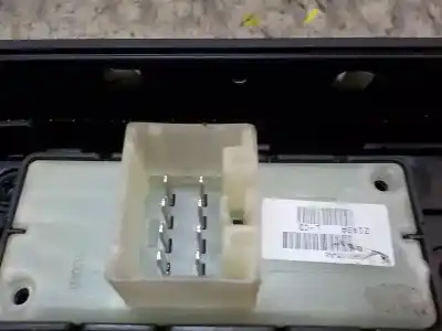 Second-hand car spare part right front power window switch for jeep compass limited 4x4 oem iam references 4602785aa  