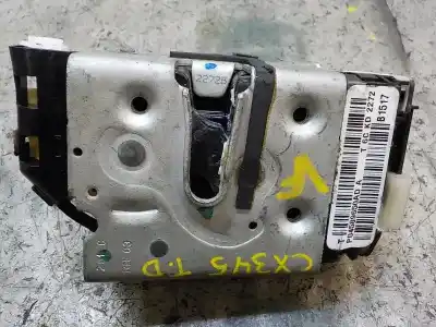 Peça sobressalente para automóvel em segunda mão fechadura da porta traseira direita por jeep compass limited 4x4 referências oem iam 4589650ad