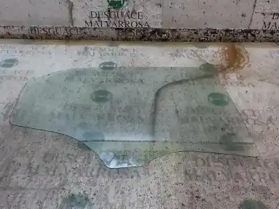 Second-hand car spare part rear right door window glass for ford ecosport trend oem iam references 1820647