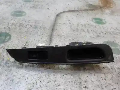Peça sobressalente para automóvel em segunda mão botão / interruptor elevador vidro traseiro direito por nissan note (e11e) 1.5 dci turbodiesel cat referências oem iam 