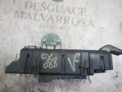 Pezzo di ricambio per auto di seconda mano scatola relè/fusibili per opel corsa d (s07) 1.3 cdti (l08 l68) riferimenti oem iam   
