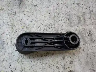 Pezzo di ricambio per auto di seconda mano maniglia alzacristalli posteriore sinistro per opel corsa d (s07) 1.4 (l08 l68) riferimenti oem iam   