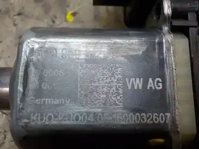 Автозапчасти б/у мотор заднего правого стекла за seat leon st (5f8) 1.6 tdi ссылки oem iam 5q0959812ase1  