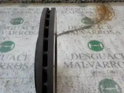 Peça sobressalente para automóvel em segunda mão disco de travão dianteiro por skoda fabia (5j2 ) 1.2 12v 69 cv / 51 kw referências oem iam 6r0615301  
