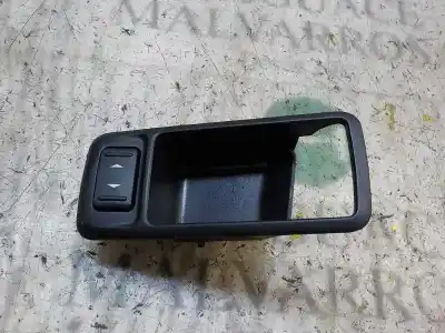 Pezzo di ricambio per auto di seconda mano COMANDO ALZACRISTALLI POSTERIORI DESTRO per FORD FOCUS LIM. (CB4)  Riferimenti OEM IAM 1471913  