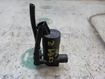 Second-hand car spare part washer pump for ford focus lim. (cb4) 1.6 tdci cat oem iam references 1355124  