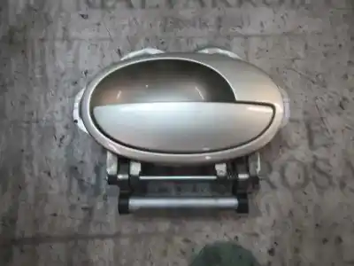Pezzo di ricambio per auto di seconda mano maniglia esterna anteriore destra per opel meriva a monospace (x03) 1.7 cdti (e75) riferimenti oem iam 