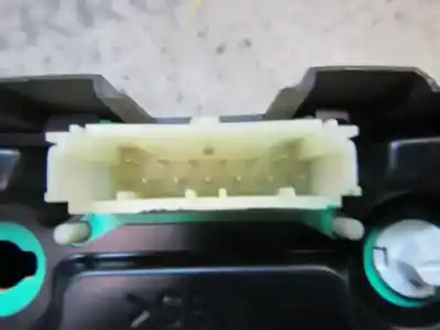 Peça sobressalente para automóvel em segunda mão quadrante por opel meriva a monospace (x03) 1.7 cdti (e75) referências oem iam   