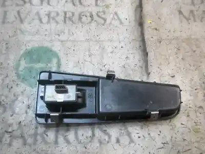 Second-hand car spare part right front power window switch for fiat linea (110) dynamic oem iam references 735442326  