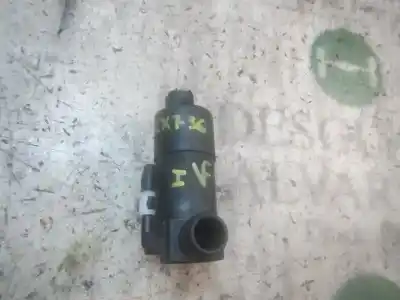 Second-hand car spare part washer pump for ford focus lim. (cb8) 1.6 tdci cat oem iam references 2205506  
