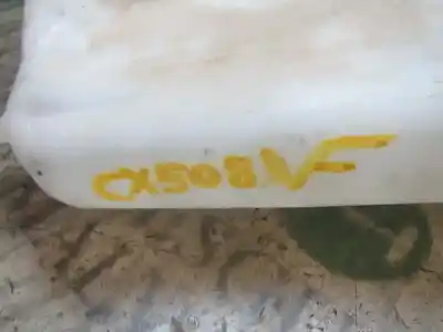 Second-hand car spare part windscreen washer bottle for dacia duster adventure oem iam references 8200609549  