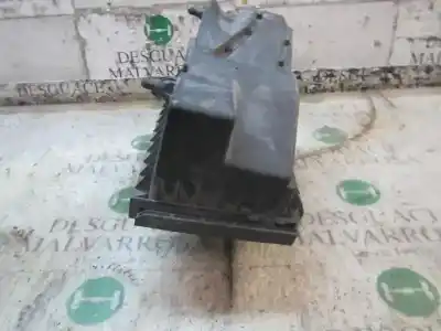 Second-hand car spare part air filter for chrysler jeep compass 2.0 crd cat oem iam references 5183087aa  