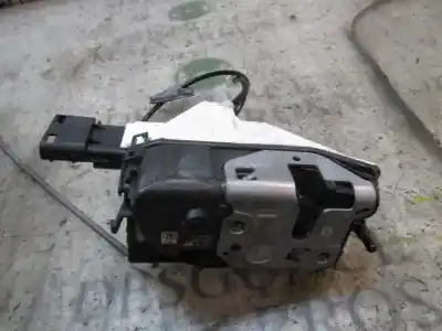 Second-hand car spare part front right door lock for citroen c-elysée seduction oem iam references 9676785780