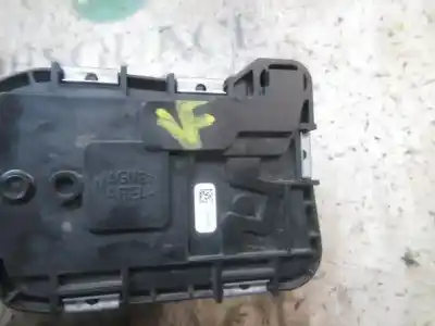 Recambio de automóvil de segunda mano de caja mariposa para ford ka (ccu) trend + referencias oem iam   