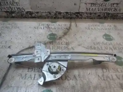 Second-hand car spare part passenger side right window regulator for dacia sandero ambiance oem iam references 8200733828  