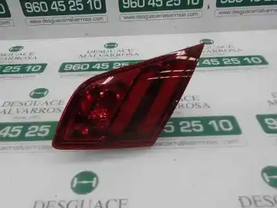 Peça sobressalente para automóvel em segunda mão farolim interior traseiro direito por peugeot 308 active referências oem iam 9677818280