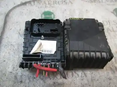 Second-hand car spare part fuse box unit for volkswagen caddy ka/kb (2k) furg. oem iam references 1k0937125a  