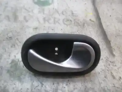 Second-hand car spare part interior right rear handle for renault clio iii confort dynamique oem iam references 