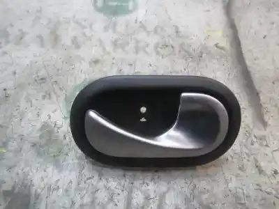 Second-hand car spare part Interior Right Front Handle for RENAULT CLIO III Confort Dynamique OEM IAM references   