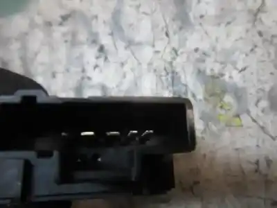 Pezzo di ricambio per auto di seconda mano modulo elettronico per peugeot 206 berlina xr riferimenti oem iam   