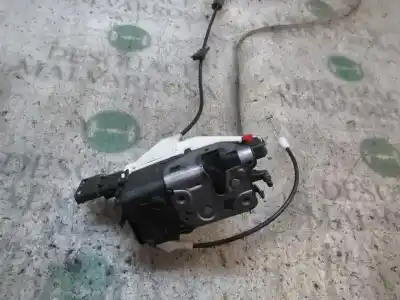 Pezzo di ricambio per auto di seconda mano serratura porta anteriore sinistra per peugeot 308 confort riferimenti oem iam 