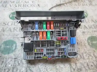 Second-hand car spare part fuse box unit for bmw serie 3 berlina (e90) 320d oem iam references   