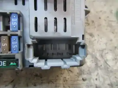 Second-hand car spare part fuse box unit for bmw serie 3 berlina (e90) 320d oem iam references   