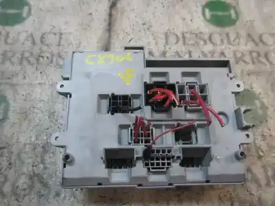 Second-hand car spare part fuse box unit for bmw serie 3 berlina (e90) 320d oem iam references   