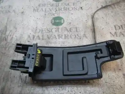 Pezzo di ricambio per auto di seconda mano bracciolo centrale per renault megane iii berlina 5 p dynamique riferimenti oem iam   