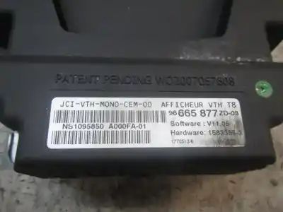 Second-hand car spare part multifunction display for peugeot 5008 premium oem iam references 6593k2  