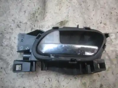 Peça sobressalente para automóvel em segunda mão puxador interior traseiro esquerdo por peugeot 5008 premium referências oem iam 9143t1