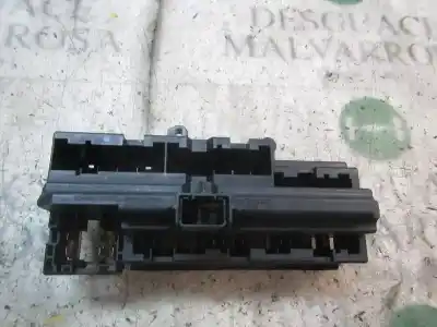 Second-hand car spare part fuse box unit for bmw serie 7 (e65/e66) 730d oem iam references 61136900582  