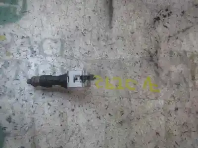 Peça sobressalente para automóvel em segunda mão INJETOR por FORD FIESTA (CB1)  Referências OEM IAM   