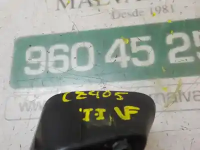 Second-hand car spare part interior left rear handle for opel corsa e selective oem iam references 13403508  