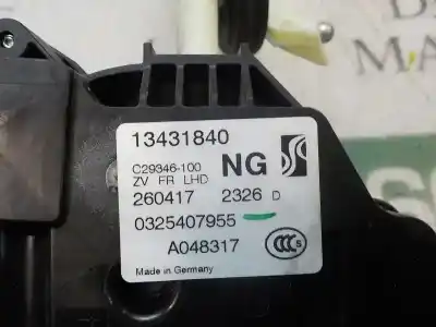 Second-hand car spare part front right door lock for opel corsa e selective oem iam references 13431840 0325407955 13431840